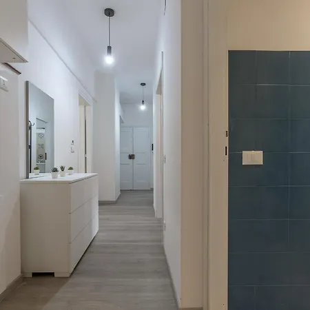 Guesthost - Matinum & Spacious Appartamento *