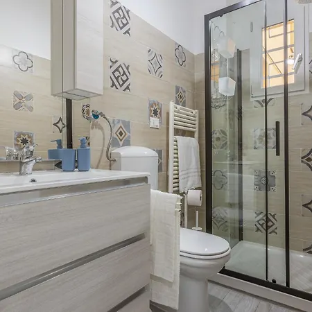 アパート Guesthost - Matinum & Spacious *