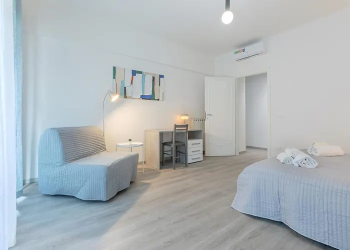 Guesthost - Matinum & Spacious شقة