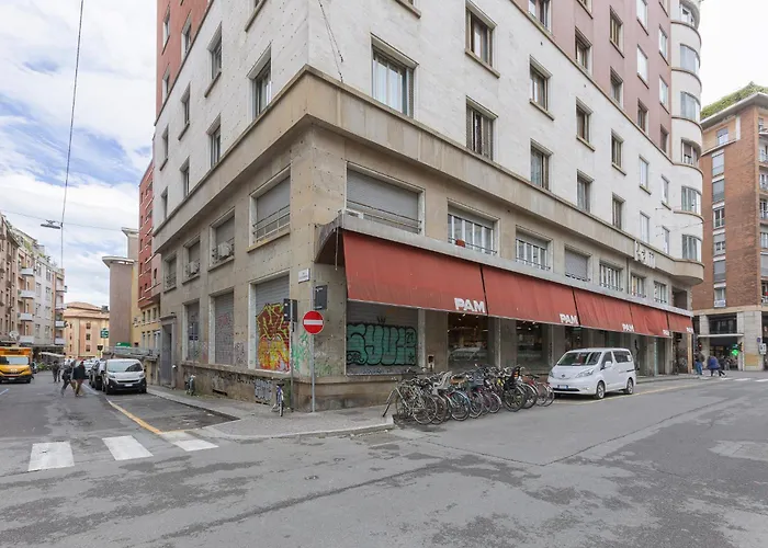 Guesthost - Matinum & Spacious بولونيا