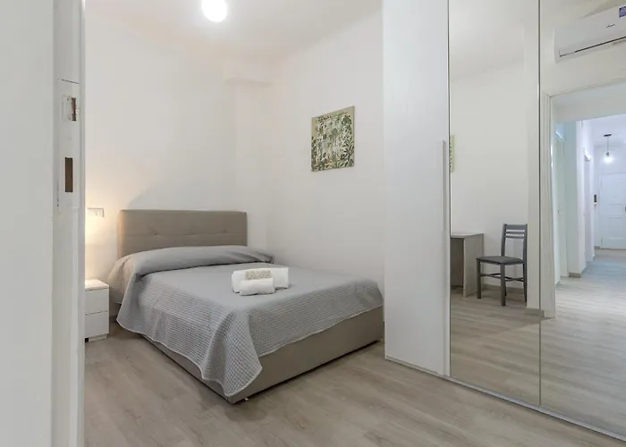 Guesthost - Matinum & Spacious Апартаменты *