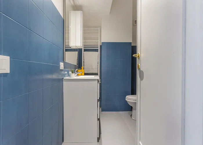 Апартаменты Guesthost - Matinum & Spacious Болонья